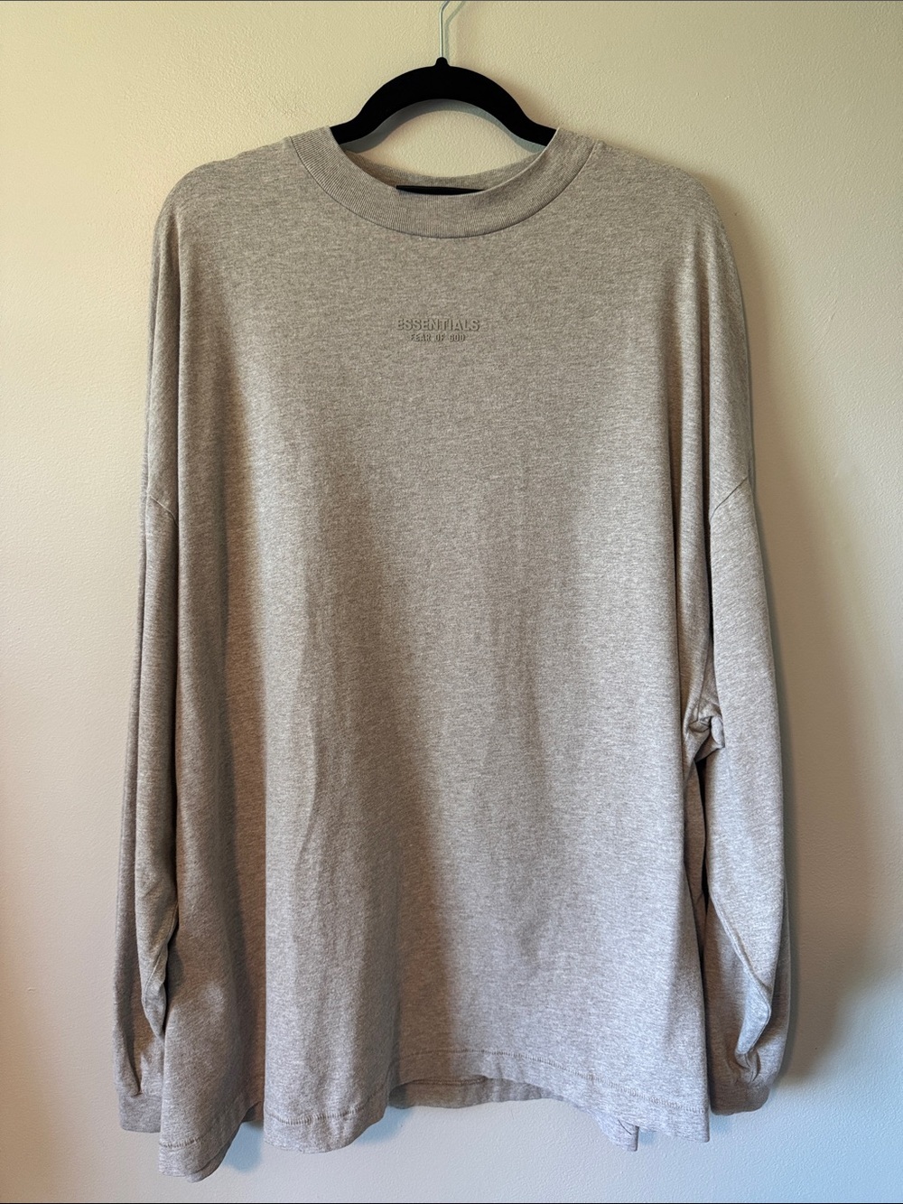Fear of God Essentials Long Sleeve Tee - Picture 2 of 7